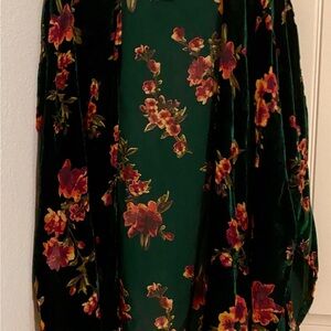 Daytrip velvet kimono